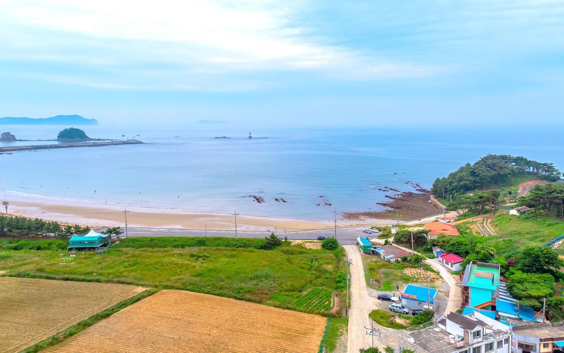 Taean Anmyeondo Li Syuchae Pension Exterior foto