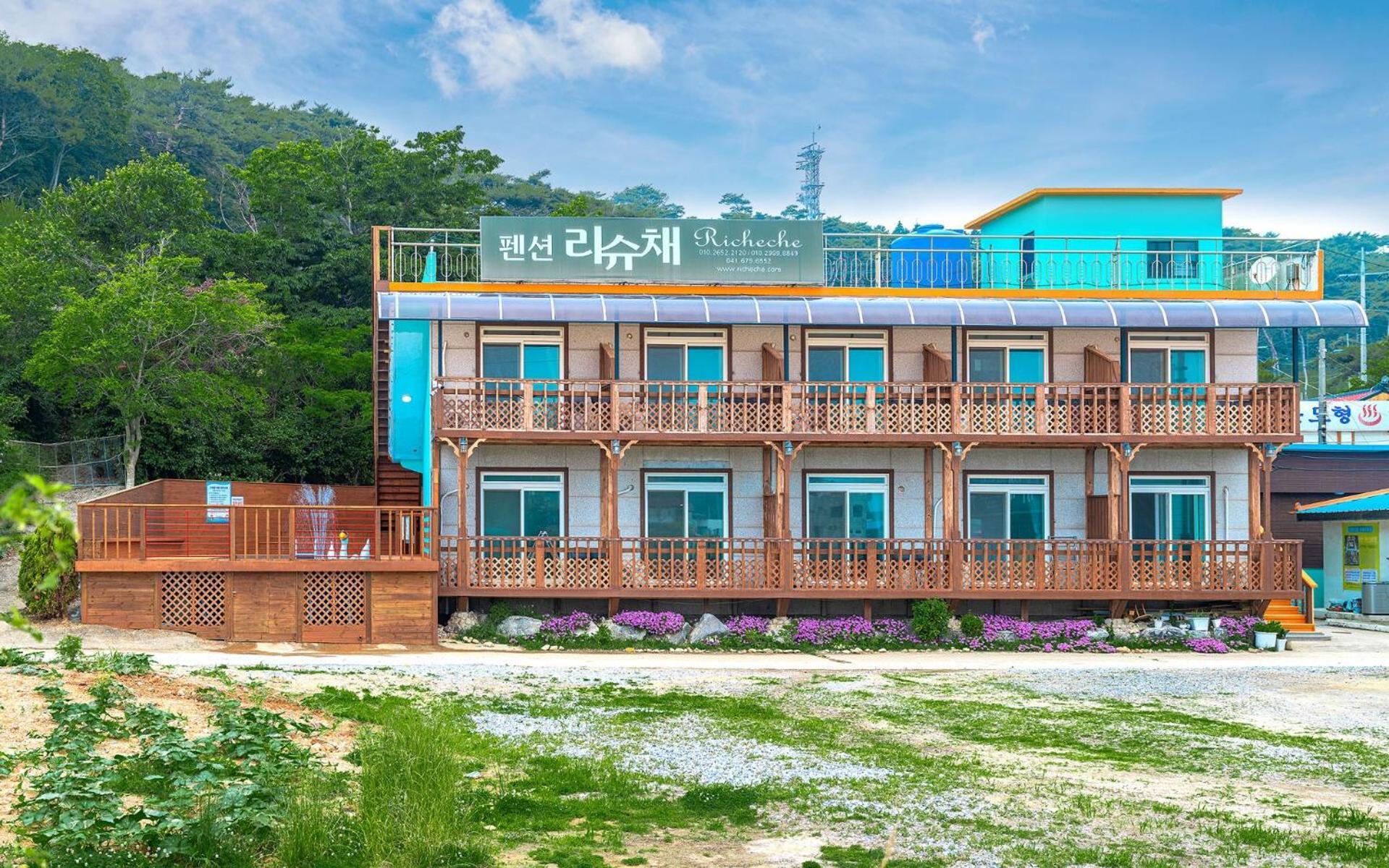 Taean Anmyeondo Li Syuchae Pension Exterior foto